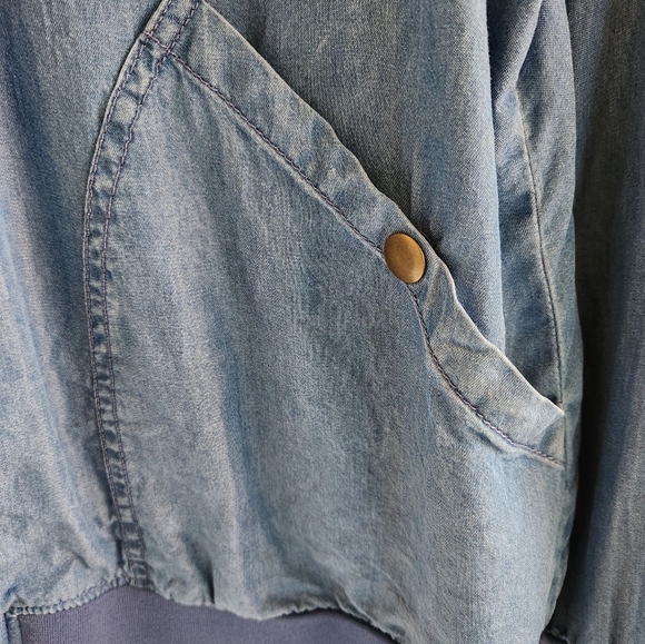 Alison Andrews Bomber Jacket Chambray - Picture 5 of 9
